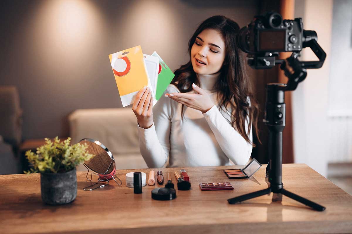 beauty-blogger-female-filming