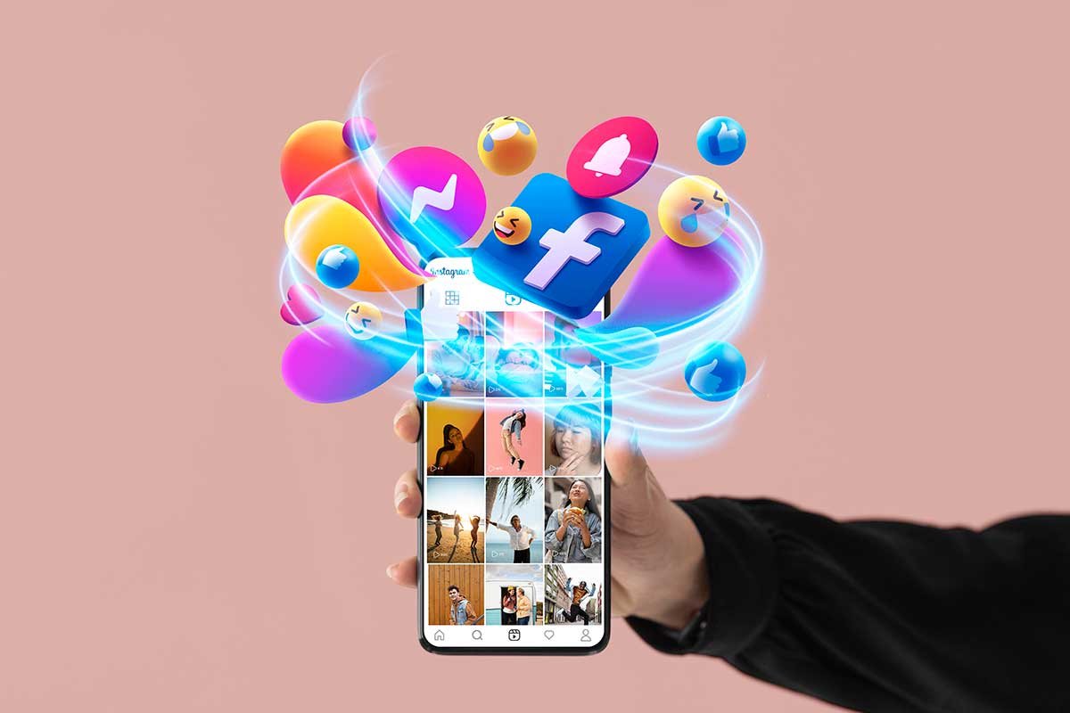 hand-holding-smartphone-social-media